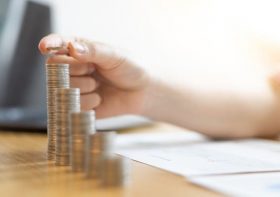 Rozdzielność majątkowa a długi męża – co naprawdę warto wiedzieć?